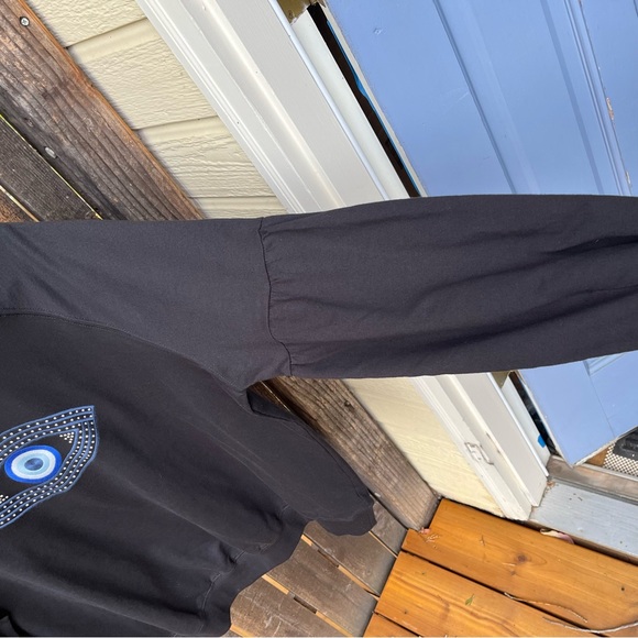 Sofia Vergara Embroidered Evil Eye Drop Shoulder Sweatshirt NWT In Black Sz L - Picture 5 of 13